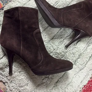 Via Spiga Elegant Brown Suede Women's Ankle Boots made in Italy 8M thumbnail 2