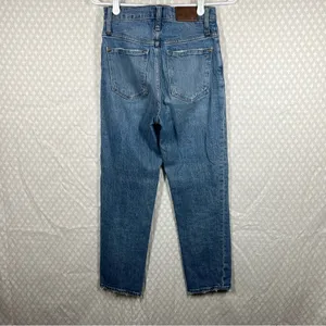 Madewell The Classic‎ Straight Leg Jeans thumbnail 4