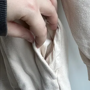 Aerie Cream Cowl Neck Sweatshirt Size XS thumbnail 4