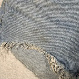 Levis Premium 501 Original Light Wash High Rise Cut Off Denim Shorts Womens 26‎ thumbnail 7