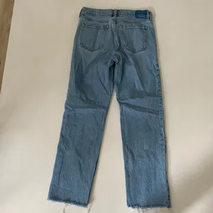 Abercrombie & Fitch 90s Straight Jeans 27/4 Mid Rise Raw Hem Light Wash thumbnail 3
