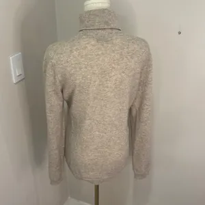 Charter Club Luxury Cashmere Turtleneck Sweater Oatmeal Beige Heather Medium thumbnail 3