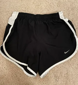 Nike Dri-fit Runnings Shorts thumbnail 1