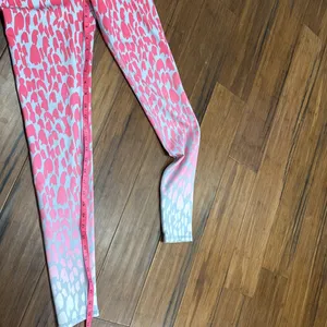 Alo Yoga Workout Leggings thumbnail 5