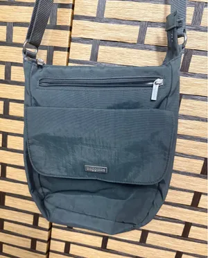 Baggallini Black Crossbody‎ thumbnail 1
