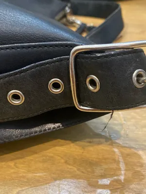 Vintage Coach Legacy Slim Duffle 9326 Black Leather Shoulder Bag thumbnail 5