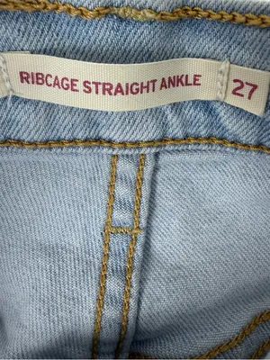 Levi’s Ribcage Straight Ankle Jeans Light Wash Women 27‎ High Rise thumbnail 3
