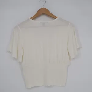 Forever 21 Crop Top Women Large Ivory Smocked Stretch Ruffle Sleeve Button Front thumbnail 4