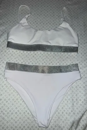 Boutique White & Silver Bikini Set thumbnail 4