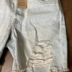 Levi’s 501 Distressed High Rise Denim Jean Shorts thumbnail 5