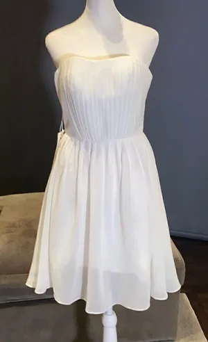 Women’s Elegant Ivory Short Prom Party Formal Dress Size S NWT **READ FLAW thumbnail 1