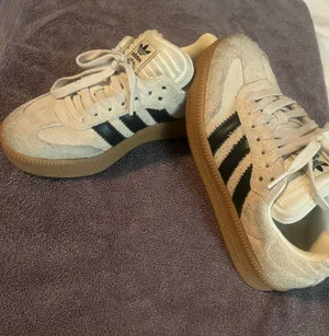 Adidas Men’s Sneakers thumbnail 1