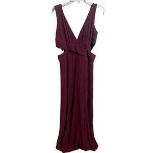 Lulu's Compelling Poise Burgundy Plisse Cutout Sleeveless Gown‎ Size Large NWOT thumbnail 8