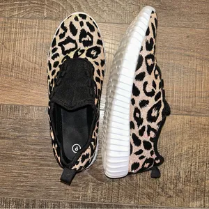Animal Print Tennis Shoes Size 8 thumbnail 9