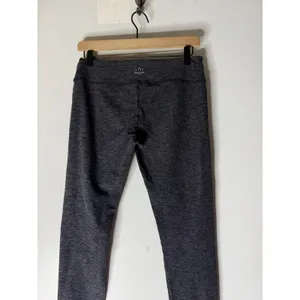 Beyond yoga‎ gray ankle leggings size Large thumbnail 2