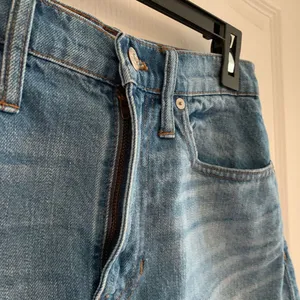 Madewell Women’s 25 Rigid Denim A-Line Mini Skirt in Keene Wash Cutout Edition thumbnail 4