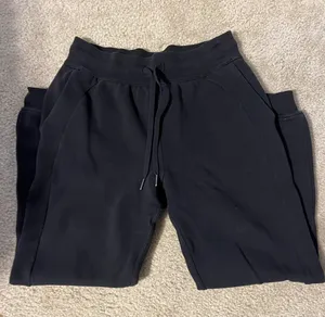 Lululemon Scuba Joggers thumbnail 2