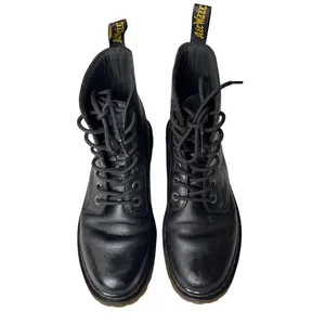 Dr. Martens Luana Black Leather Combat Boots Women’s Size 9 AW004 thumbnail 2