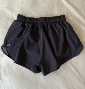 Lululemon Shorts thumbnail 2