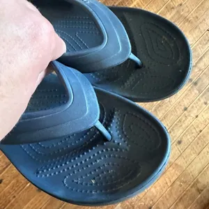 Crocs black rubber size 9 washable flip flop sandals thumbnail 3