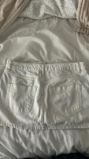 Super cute Free people white jean skirt thumbnail 3