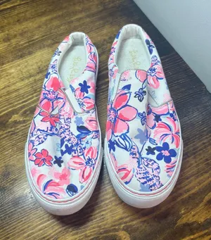Lilly Pulitzer Pink And Blue Mules Size‎ 7.5 thumbnail 1