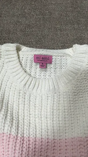Francesca's Sweater thumbnail 3