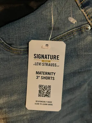 Signature Collection NWT By Levi Strauss & Co. Maternity Mid-Rise Shortie Shorts medium (112) thumbnail 3
