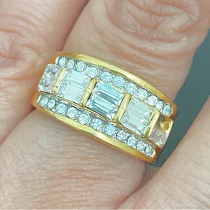 Vintage Unsigned Gold-tone Clear CZ Stones Fashion Row Ring Size 8 thumbnail 2
