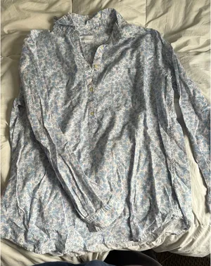 Gap Button Down thumbnail 1