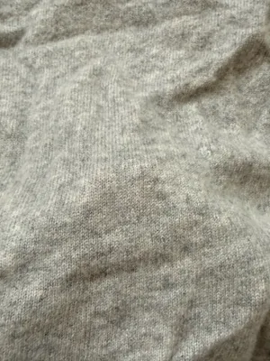 Nordstrom Light grey cashmere sweater thumbnail 2
