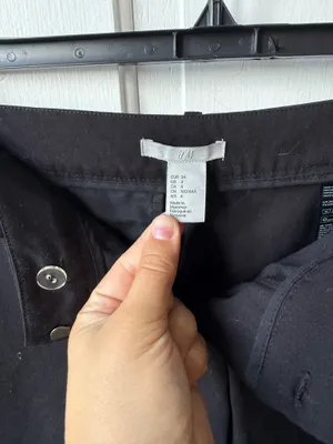 H&M Black Dress Pants Size 4 thumbnail 3