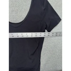 Lululemon Women's Align Tee Black Slim Fit Cropped Length Nulu Size 4 thumbnail 5