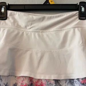 Lija women's white, black and pink golf, tennis, pickleball skort size large thumbnail 2