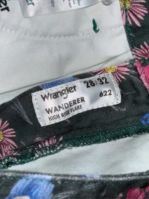 Anthropologie x Wrangler Wanderer High Rise Flare Jeans Floral Sz 28 x 32 Retro thumbnail 8