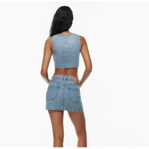 Aritzia The '90s Mia Cropped Denim Vest thumbnail 3