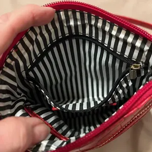 Unbranded perfect little crossbody bag w/lots of packets & cute croc design EUC thumbnail 5