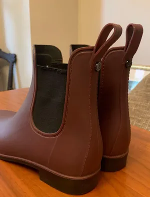 Sam Edelman Tinsley Maroon Rubber Waterproof Women's Chelsea Rain Boots thumbnail 6