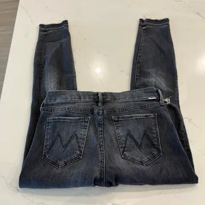 Mother Denim Undone‎ Hem Looker Ankle Jeans in Stealing Shadows size 28 thumbnail 6
