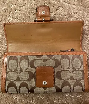Coach brown logo wallet thumbnail 3