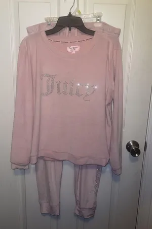 Pajamas thumbnail 1