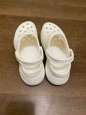 Crocs Women’s Classic Bae Clogs Platform Comfort Slip On Womans 8 thumbnail 4