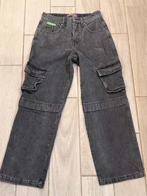 Empyre wide leg cargo jeans size 4S Black thumbnail 4
