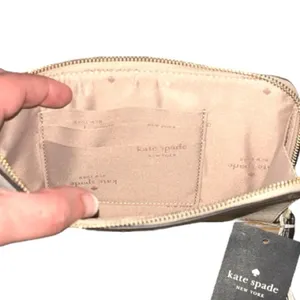 NWT Kate Spade Lucy Colorblock Pebbled Leather L-Zip Wristlet thumbnail 4
