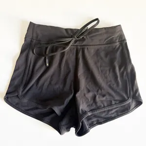 Aritzia Golden Womens Black Drawstring Athletic Yoga Gym Dolphin‎ Shorts Size 4 thumbnail 1