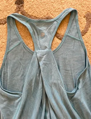 Lululemon Pleated Tank thumbnail 4