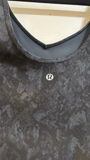 Lululemon Align Shirt thumbnail 4