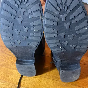 Black boots Size 10 thumbnail 4