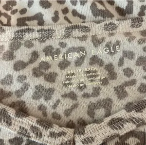 American Eagle XS Leopard Top thumbnail 8