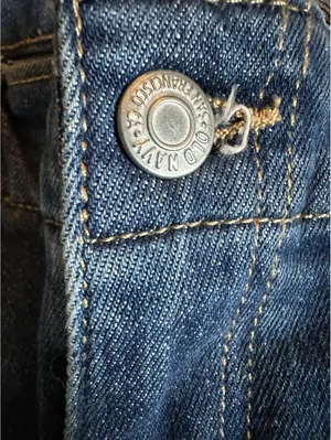 Old Navy O.G. Loose High-Rise Jeans Size 4 Woman thumbnail 4